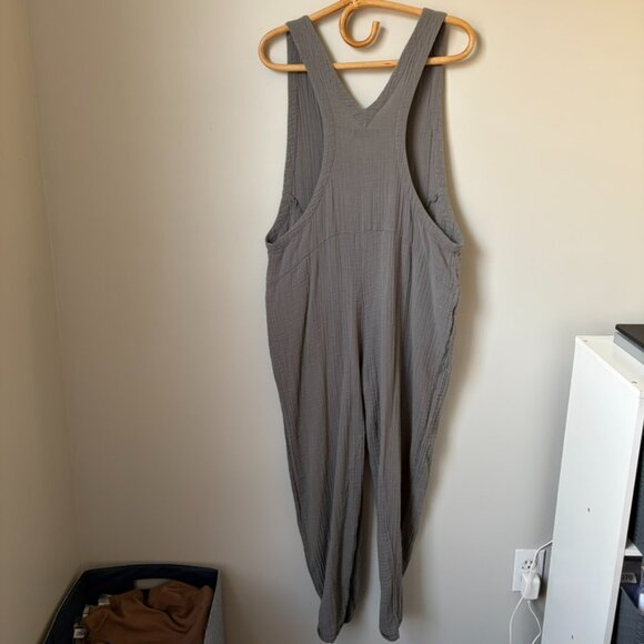 Urban Outfitters Out From Under Rhea Button Front Jumpsuit Gray Women's Medium - Picture 3 of 7